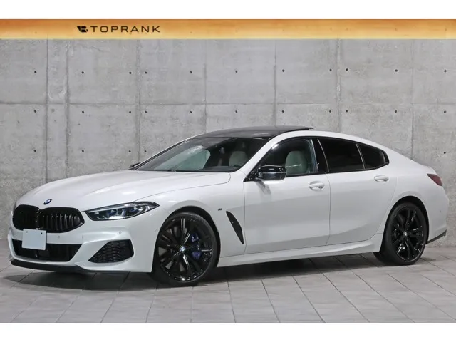 BMW Řada 8 Gran Coupé 2021 – skladem v Japonsku