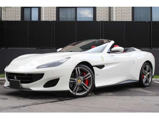 Ferrari Portofino 2020 – skladem v Japonsku
